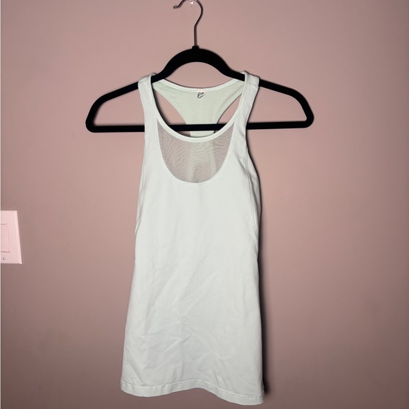 Lululemon Mesh With Me Tank Sea Mist - Picture 3 of 11